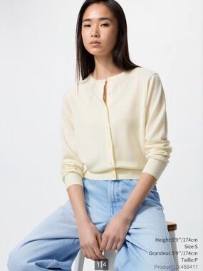 Uniqlo Merino crew neck cardigan off white XS